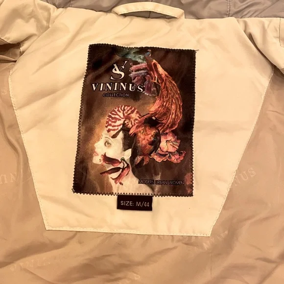 SOLD🛍️🛍️🛍️down jacket - Picture 2 of 9